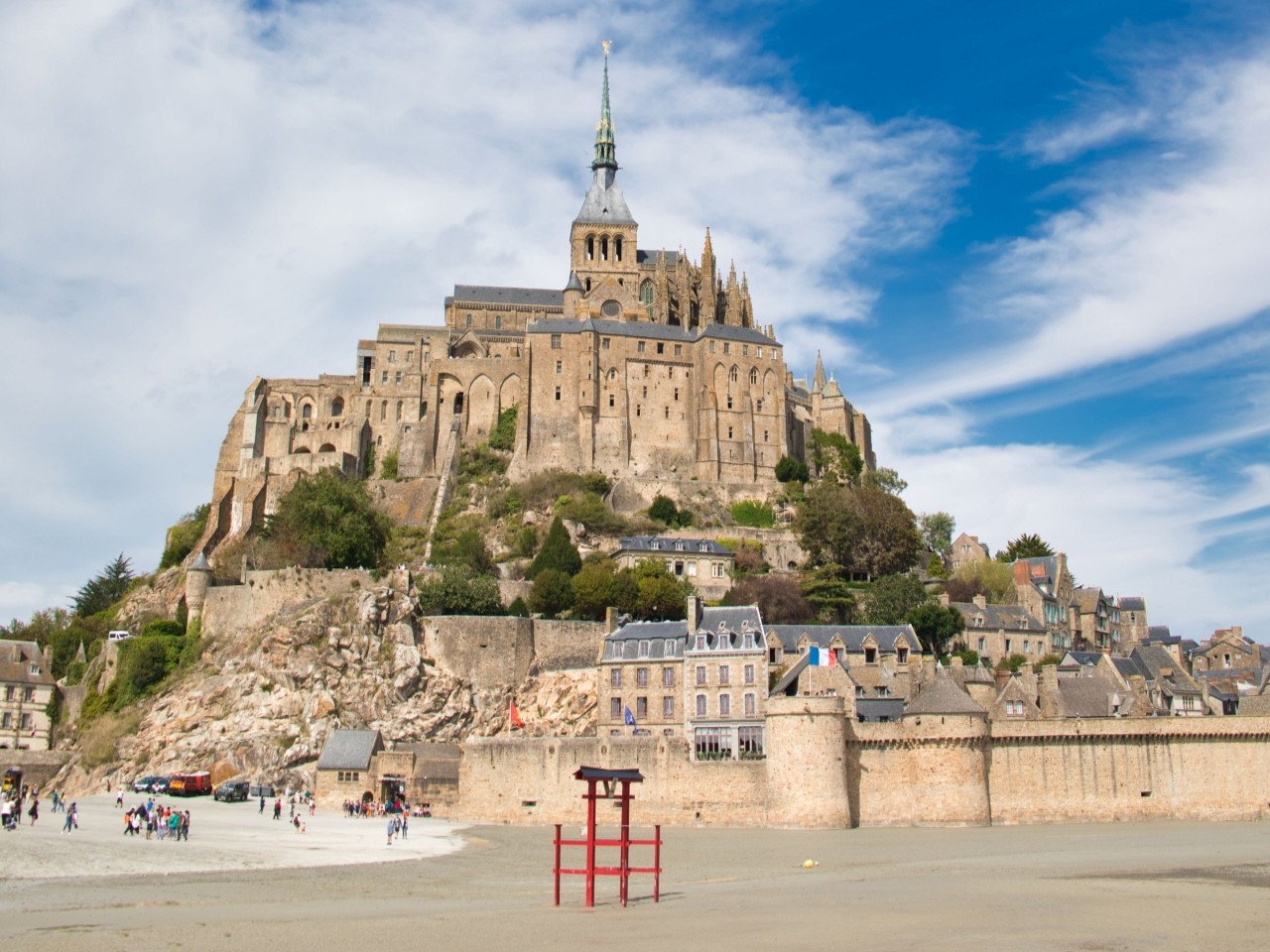 宮島とフランス――約9,700キロメートル離れた二つの世界遺産を結ぶ、意外な共通点とは!?／嚴島神社、モン・サン＝ミッシェル